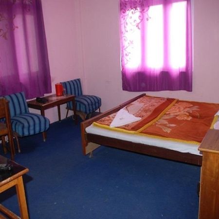 Sukhim Guest House 강토크 외부 사진